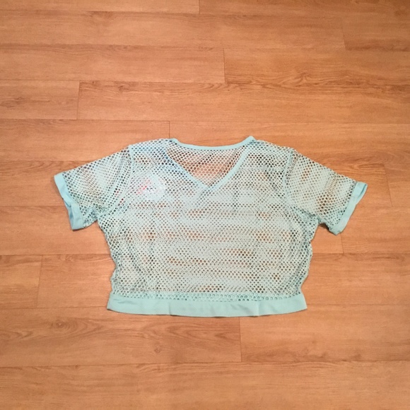 80’s Inspired Style Mesh Crop Top - Picture 4 of 6